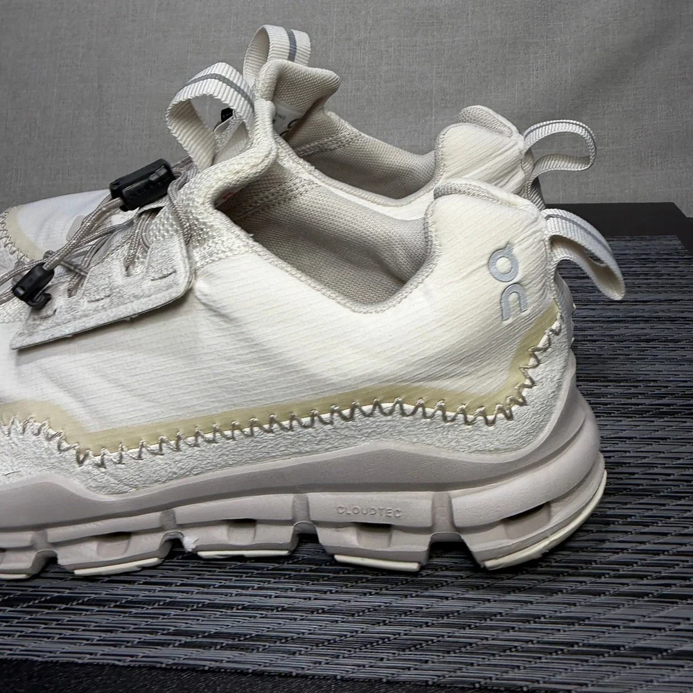 On Cloudaway Shoes - Women 7.5 - White Pearl  49.98945 Sustainable Travel